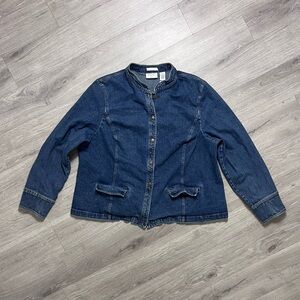 Liz Claiborne Woman’s Blue Jean Jacket